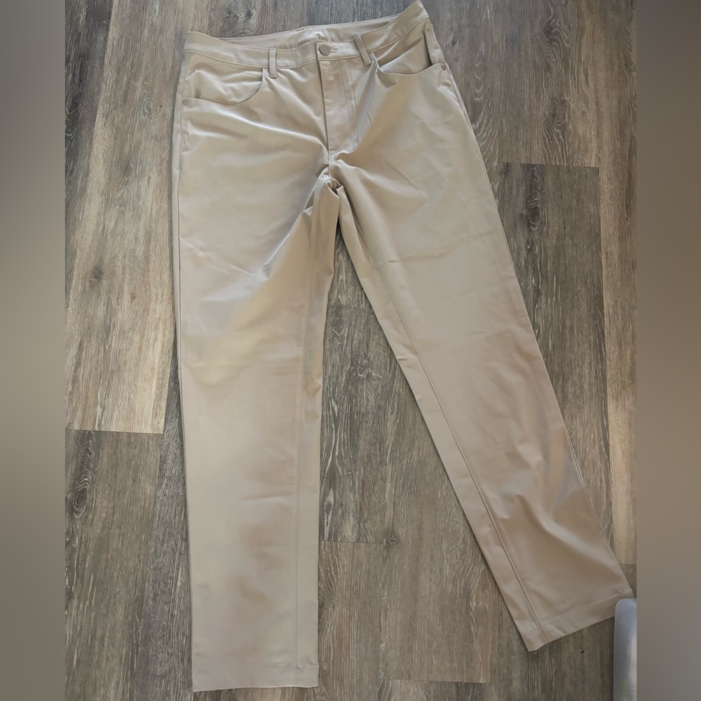 All In Motion Neutral Beige Golf Pants Sz 36X 32 NWOT